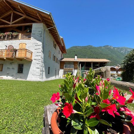 La Lesivera Bed And Breakfast Тионе ди Тренто Екстериор снимка